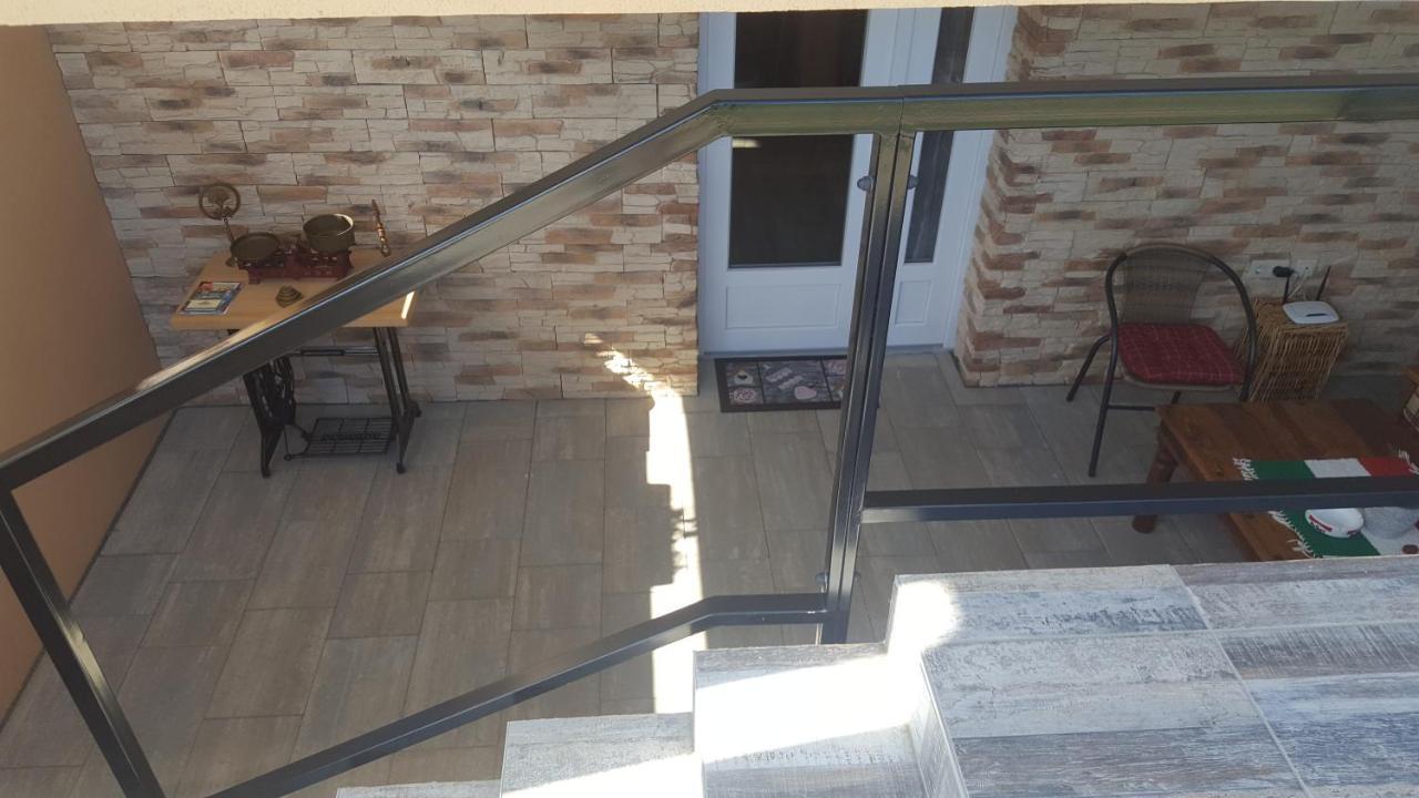 Gyoengyvirag Apartman Keszthely Exteriér fotografie